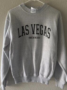 Vintage Style Las Vegas Nevada Gray Crewneck Sweatshirt S